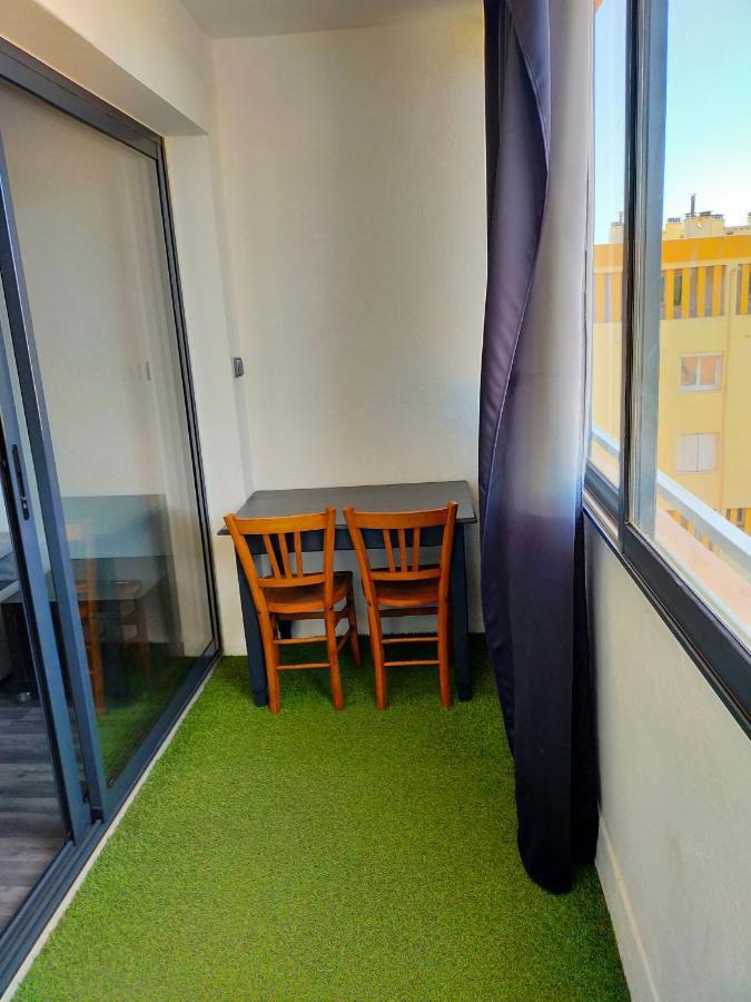 Appartement En Duplex Au 3Ieme Etage Sans Ascenseur Hyeres Bagian luar foto