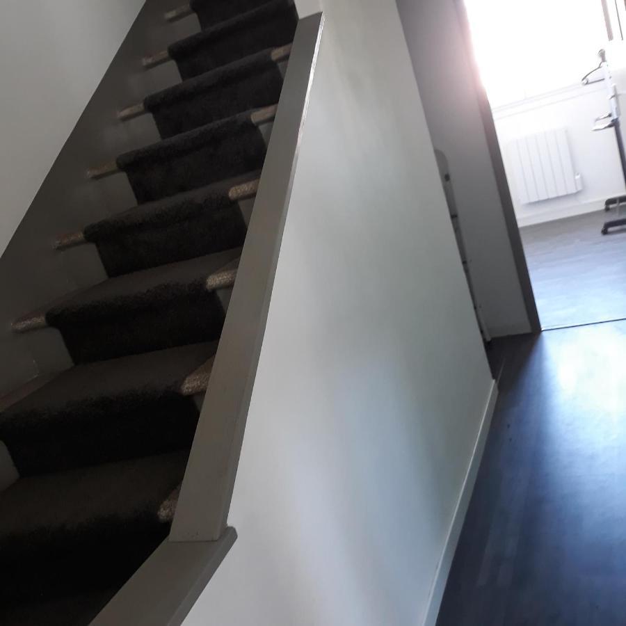 Appartement En Duplex Au 3Ieme Etage Sans Ascenseur Hyeres Bagian luar foto
