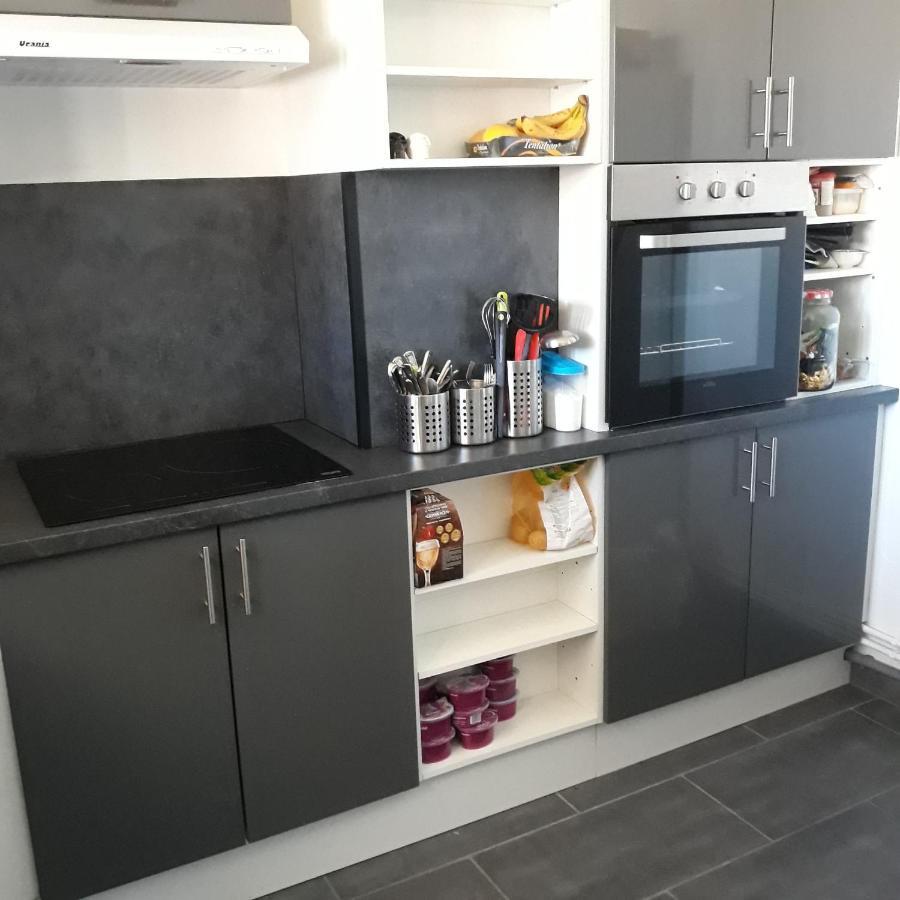 Appartement En Duplex Au 3Ieme Etage Sans Ascenseur Hyeres Bagian luar foto
